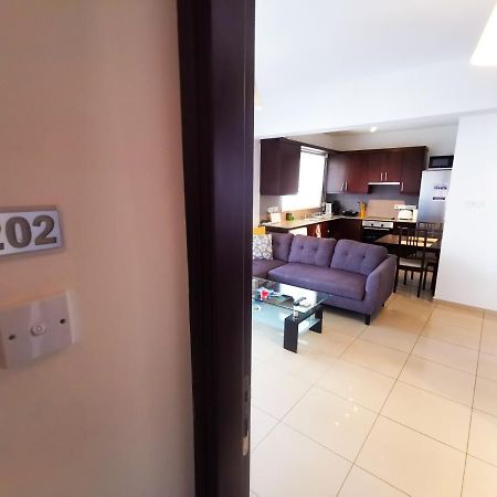 Promenade Breeze City Apartment Larnaca Exterior photo